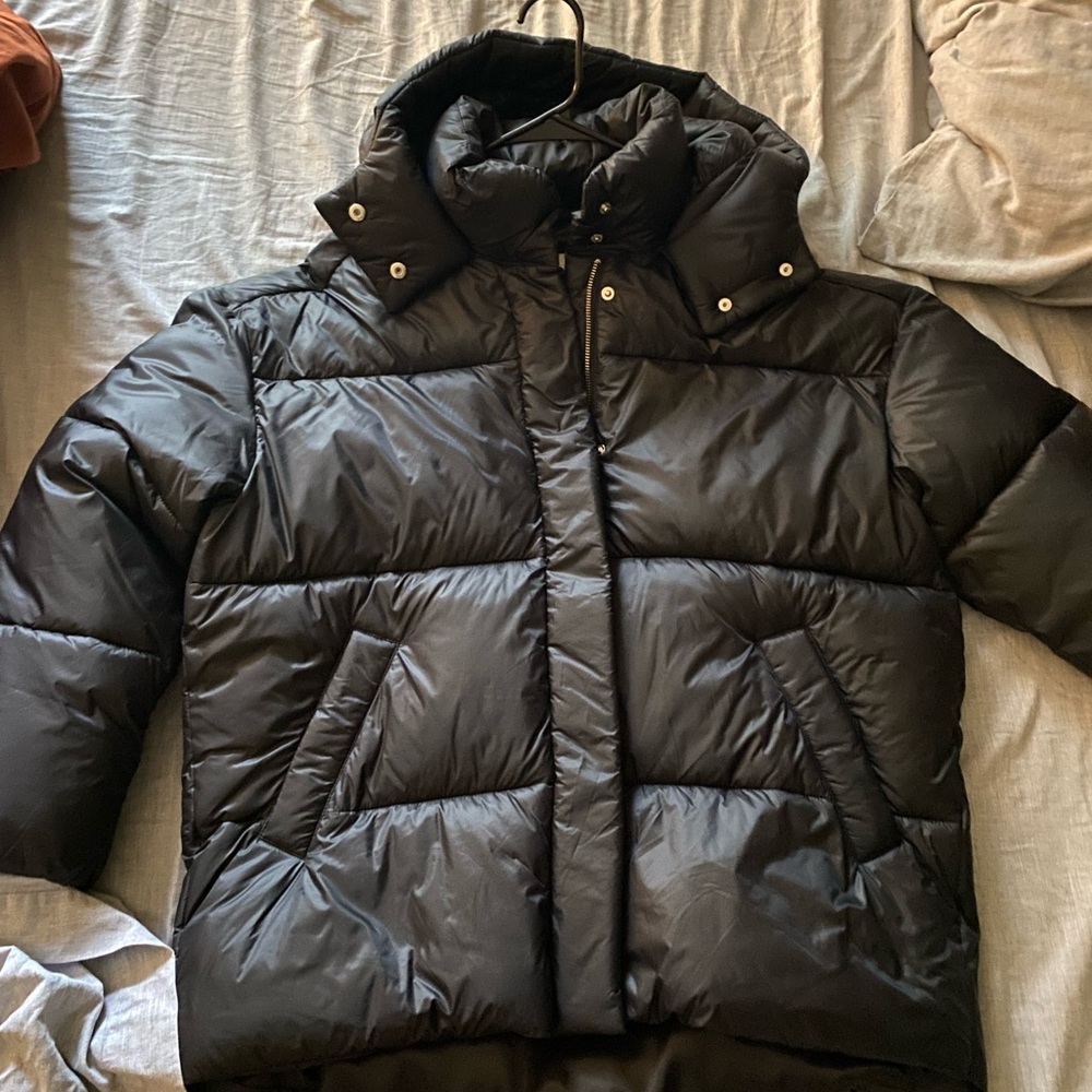 Black puffer jacket